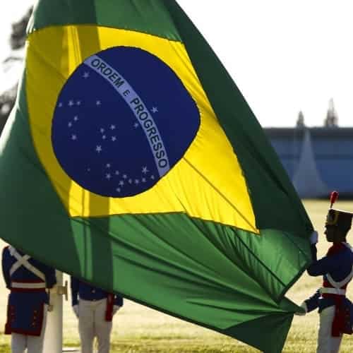 Hasteamento Bandeira Brasil 2022